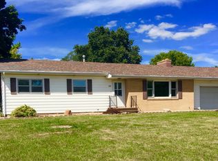 309 W North St, Colfax, IL 61728