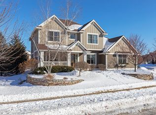 10870 Artesian Ln, Woodbury, MN 55129