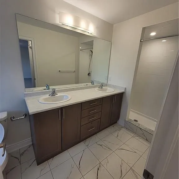 232 Wilmot Rd — Photo 21