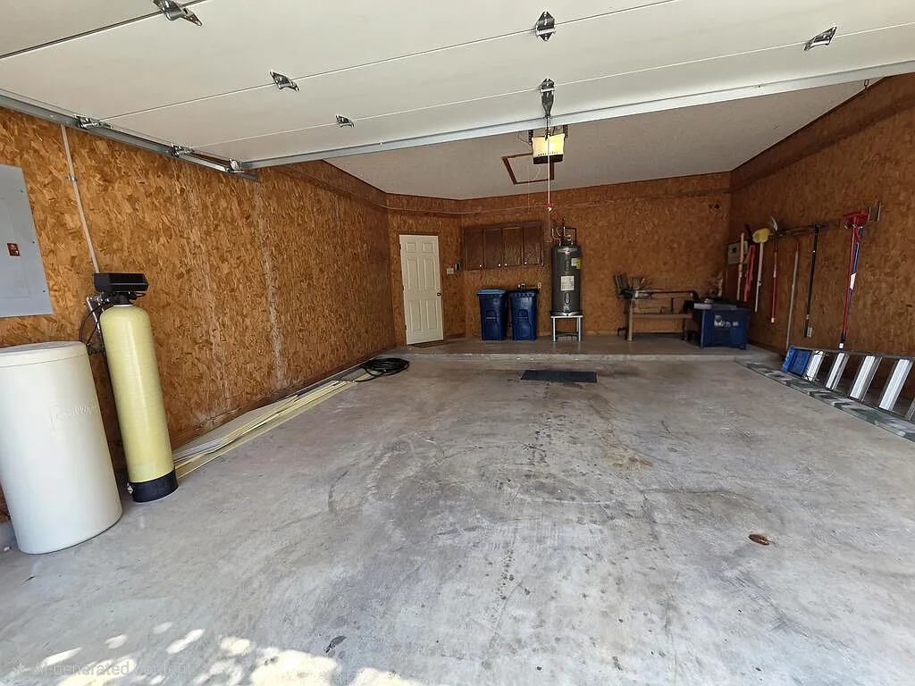 2 bed, 2.0 bath, 1431 sqft, $2,200 — Photo 3