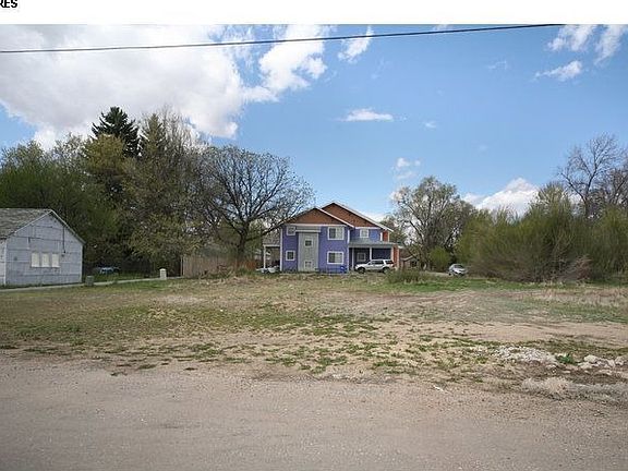 3rd image of 910 N Garfield Ave