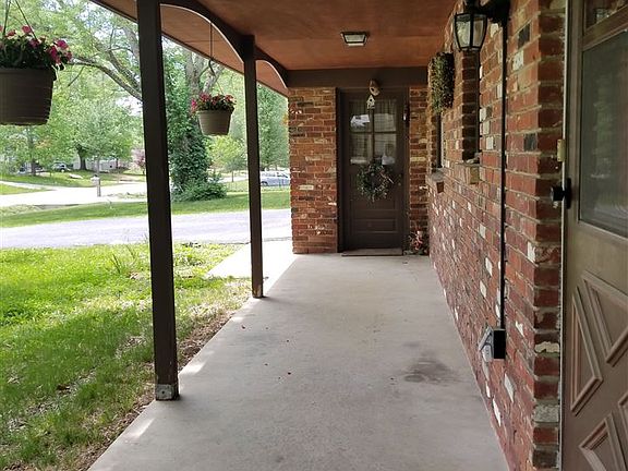 3rd image of 3643 E Morningside Dr
