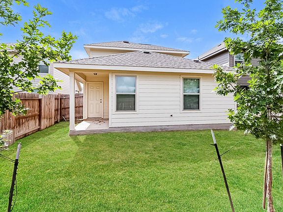 5th image of 10363 Clearwater Way