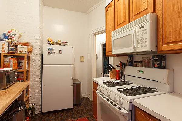 Rented by Berman Realty | media 10