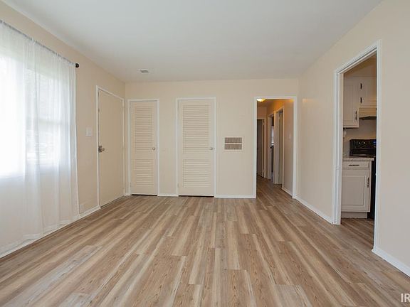 4th image of 620 Thornberry Dr