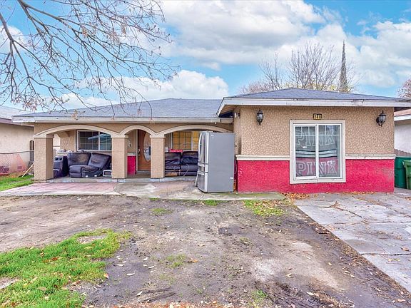 3rd image of 2419 Nightingale Ave
