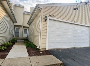 1632 Hilton Head Dr, Naperville, IL