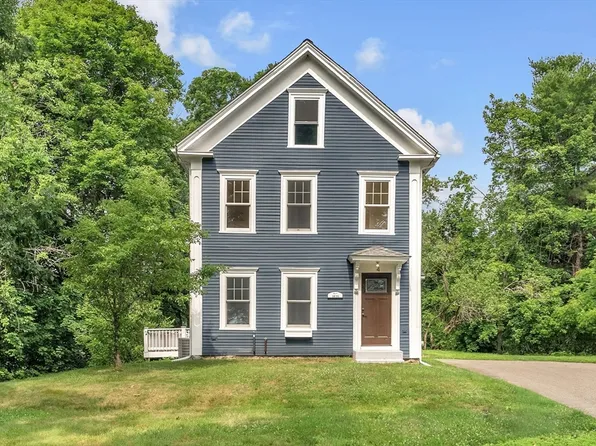 4 Shaw St, Medway, MA 02053