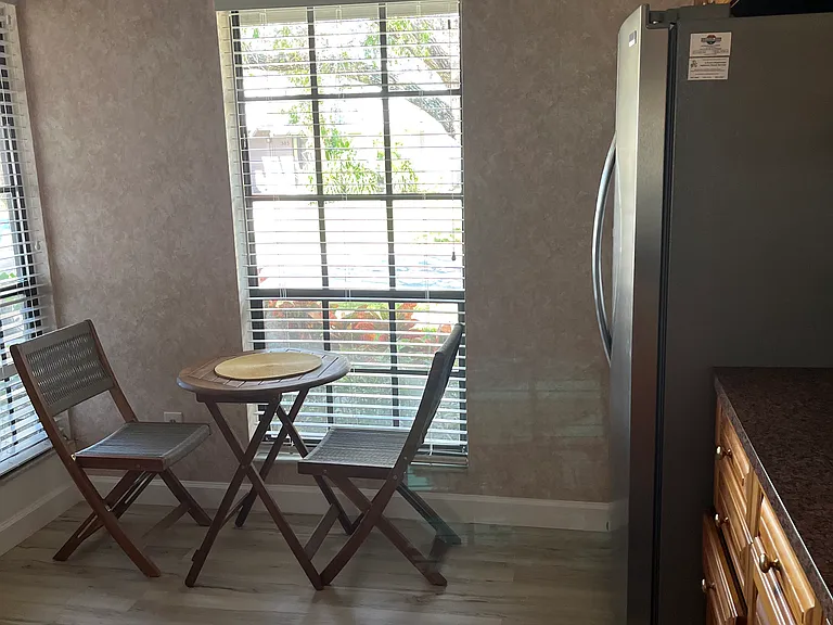 325 Windrush Loop — Photo 9
