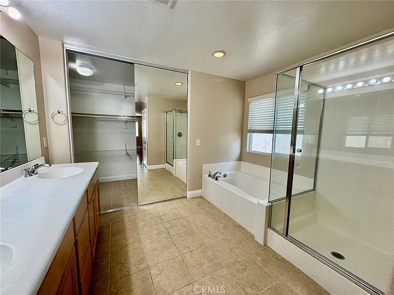 6076 Brookside Way — Photo 15
