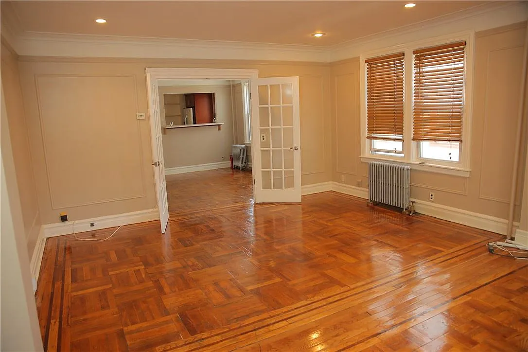 3 bed, 1293 sqft, $3,500 — Photo 2