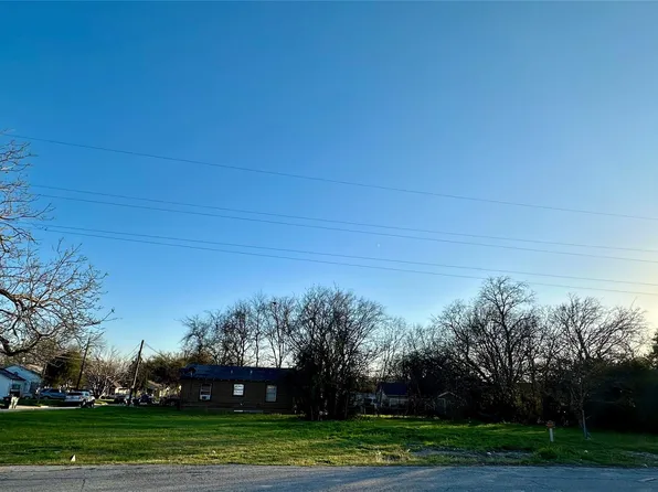1002 S 24th St, Temple, TX 76501