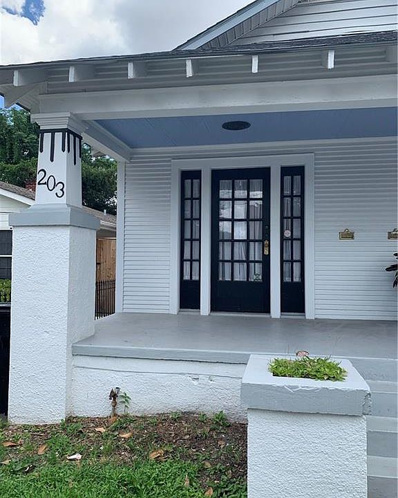 1st image of 203 Alonzo St