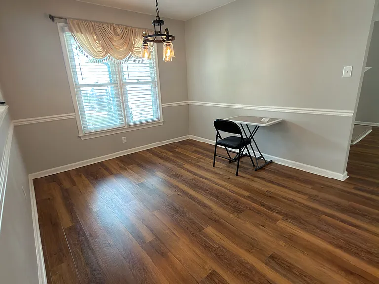 1106 Mill Lake Quarter — Photo 5