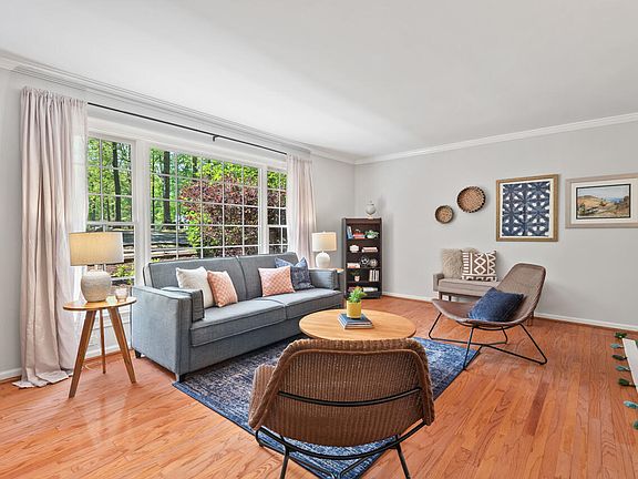 4th image of 6614 Chantilley Pl