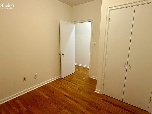 4th image of 2708 Broadway APT 2