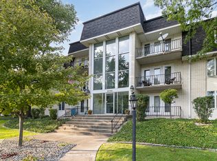 2608 186th St APT 106, Lansing, IL 60438