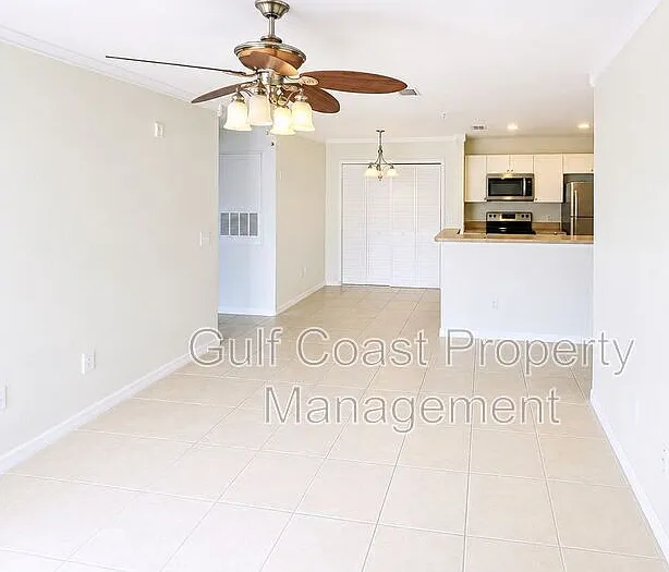 2 bed, 2.0 bath, 928 sqft, $1,400 — Photo 4