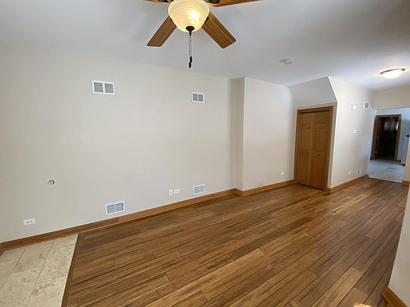 4th image of 209 Smith Ave