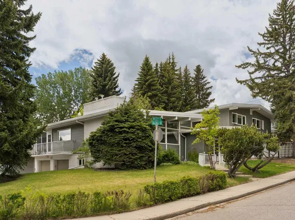 53 Massey Pl SW, Calgary, AB T2V 2G6