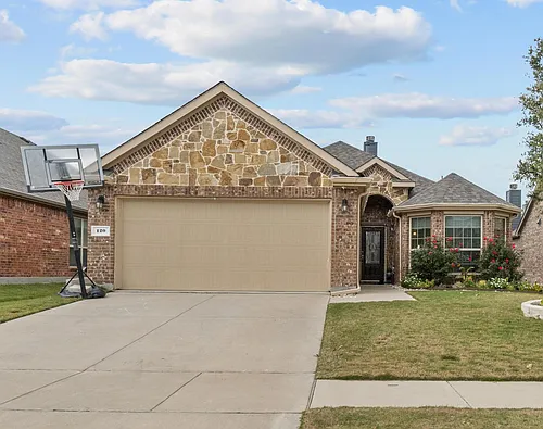120 Rustic Oak Ln Photo 1