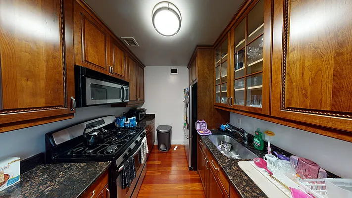Sold by Chase Global Realty Corp | media 5