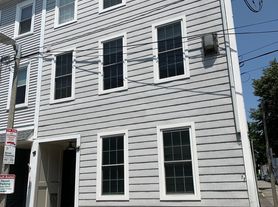 184 W 8th St, Boston, MA