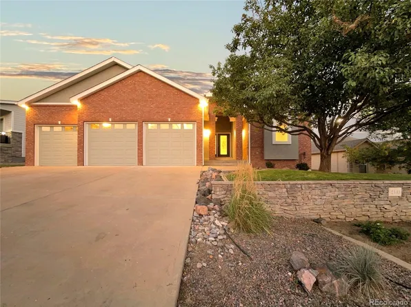 2145 Birdie Way, Milliken, CO 80543