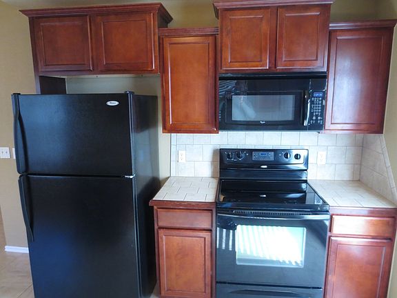 4th image of 4817 SW Waterstone Pl