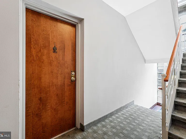 1301 N Ode St #115 — Photo 13