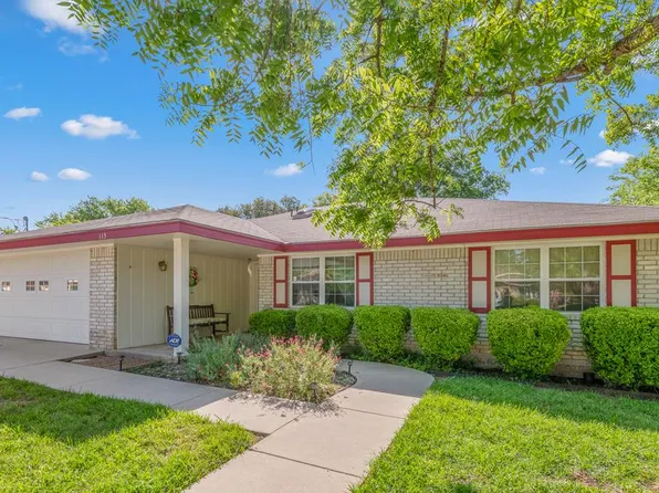115 Erin Dr, Kerrville, TX 78028