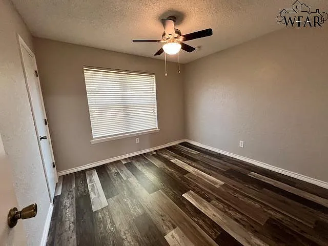 4800 Matterhorn Dr — Photo 18