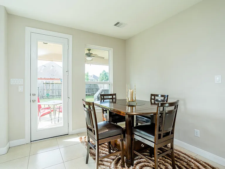 4622 Regal Shadow Ln — Photo 14