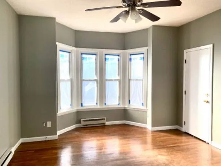 210 Pine St #2 — Photo 3