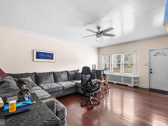 3rd image of 7521 River Rd