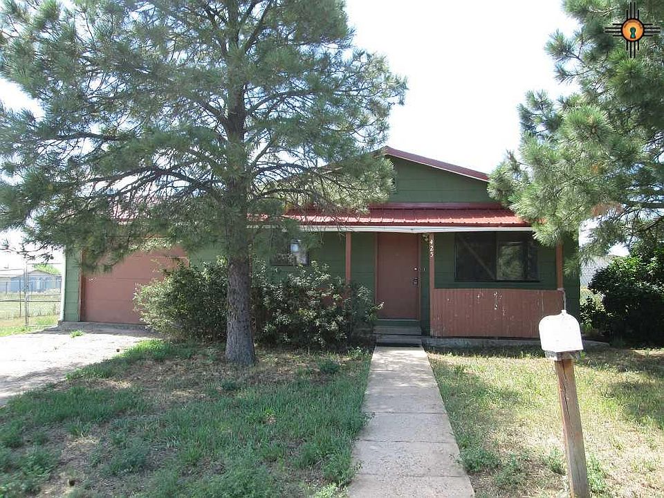 1st image of 425 Peggy Lee Ln