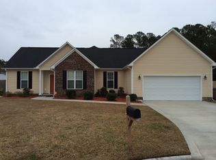 222 Stone Point Ln, Jacksonville, NC 28540