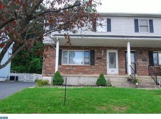 408 E Linden St, Fleetwood, PA