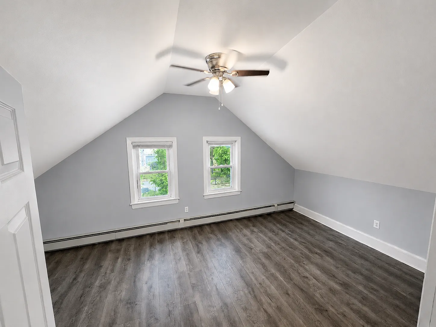 2 bed, 850 sqft, $2,100 — Photo 4