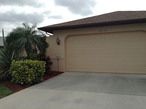 2 Car Attached Garage