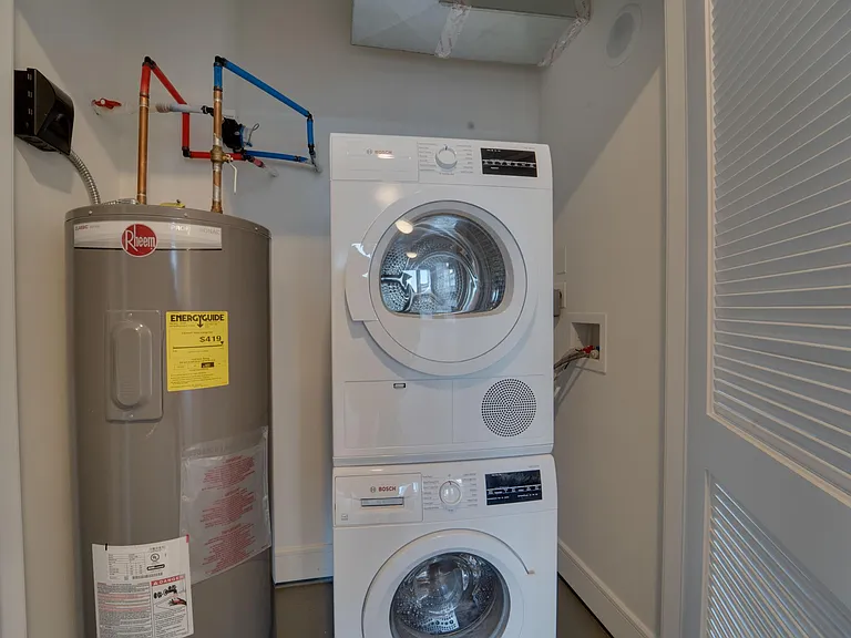 42 Spring St #307 — Photo 10