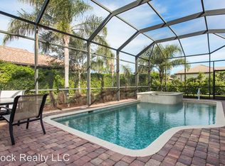 7847 Valencia Ct, Naples, FL 34113