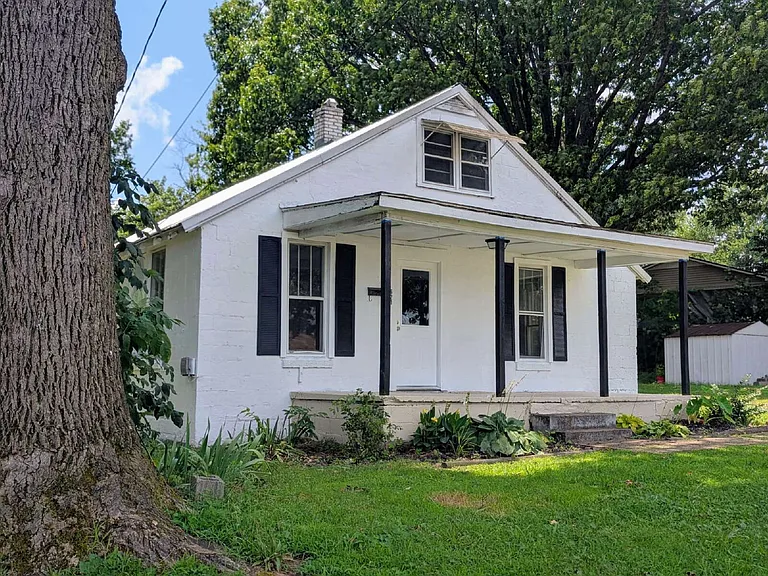 621 Main St — Photo 1