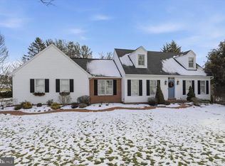 1710 Crossfield Dr, Lancaster, PA 17603