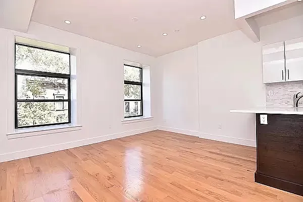 Rented by Bohemia Realty Group | media 16