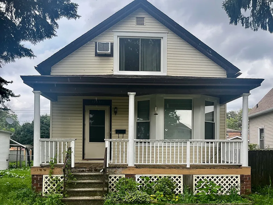 12631 Elm St