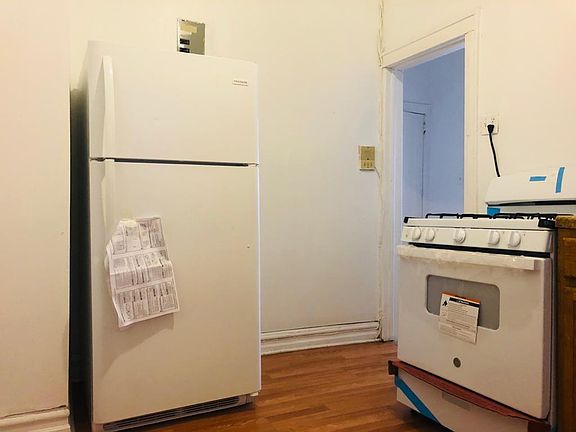 2nd image of 236 Lexington Ave #4E