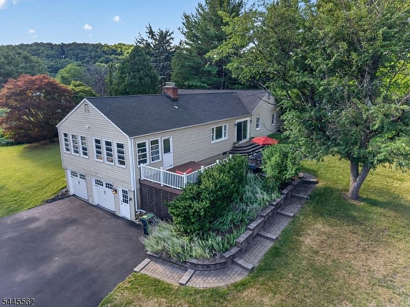 1st image of 100 Black Brook Rd