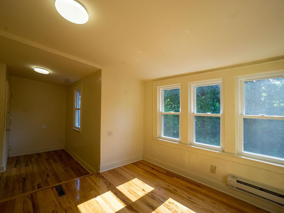 Building Photo 5
