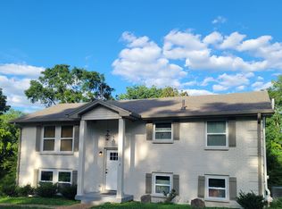 104 Lynn Dr, Hendersonville, TN 37075